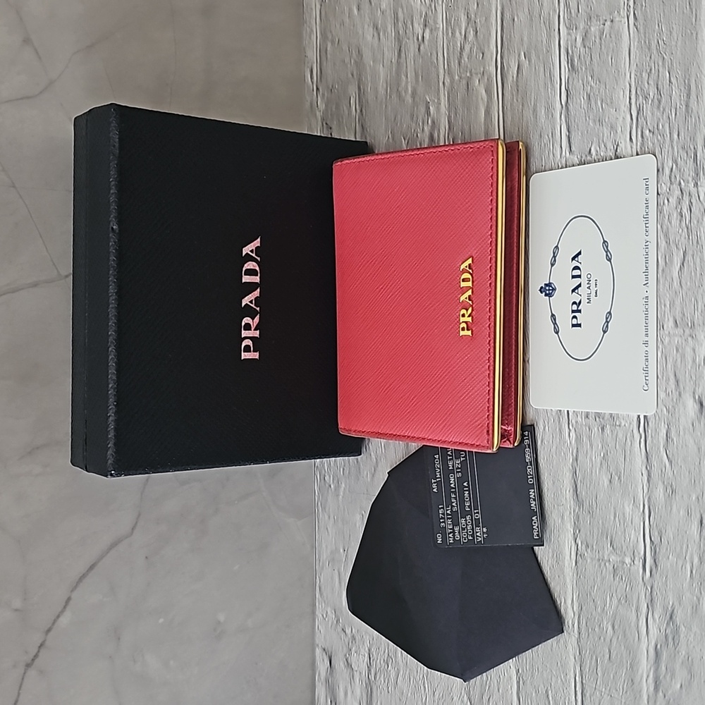 Authentic Prada Wallet in Peonia